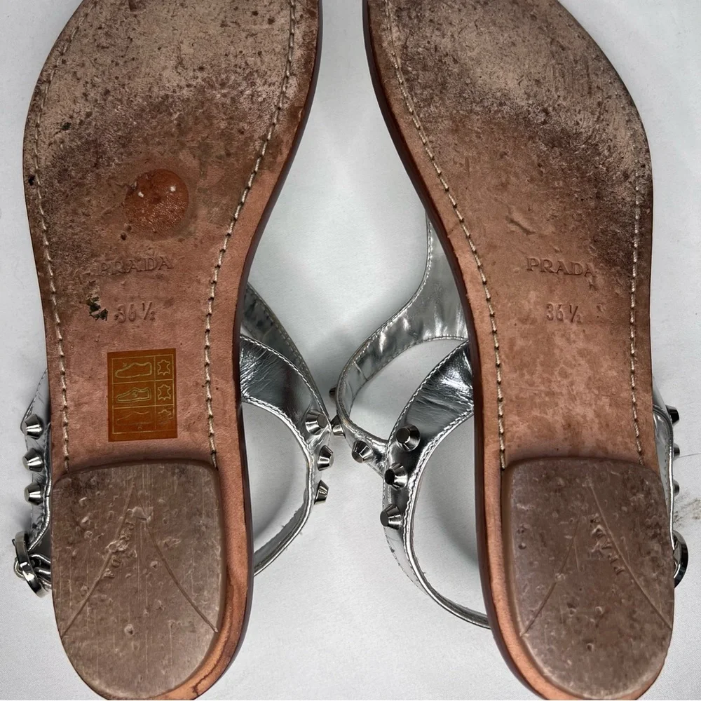 Prada silver metallic Calzature Donna capri studded T strap sandals - Picture 11 of 15